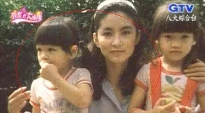 Lâm Thanh Hà đẹp mặn mà cùng hai con.