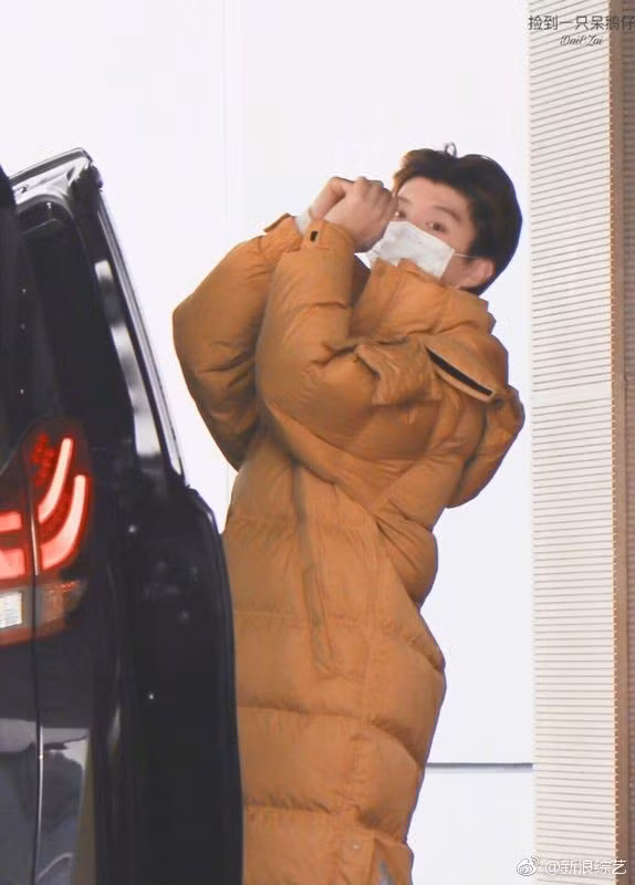 Ly Than xuat hien cung 'me vo', pha vo tin don chia tay Pham Bang Bang-Hinh-3