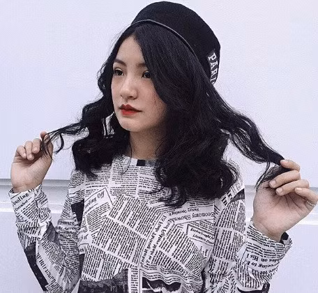 Thu Uyên tham gia nhiều phong trào hoạt động Đoàn và các cuộc thi văn nghệ, nhan sắc ở trường Cao đẳng Sư phạm Lạng Sơn.