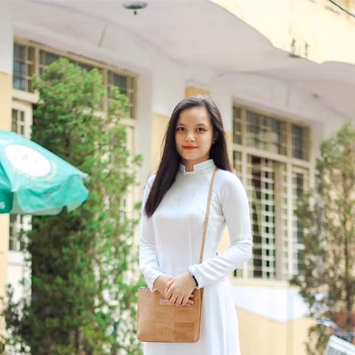 Nu sinh tang hoa Tong thong Donal Trump toi Thuong dinh My-Trieu la ai?-Hinh-4