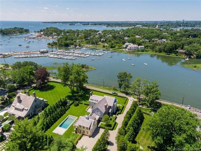 8. Darien, Connecticut: Các hộ gia đình ở đây có thu nhập trung bình 341.090 USD (~7.93 tỷ đồng). Thị trấn này tự hào có 11 công viên và có các tuyến giao thông công cộng kết nối dễ dàng đến Manhattan.