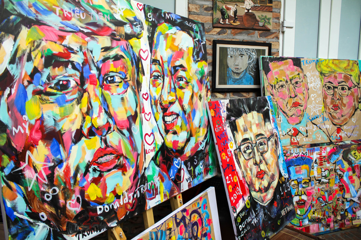 Sau khi hoàn thành, tất cả những tác phẩm sẽ được trưng bày tại triễn lãm nghệ thuật. "Bộ ảnh này được vẽ vào đúng dịp hội nghị thượng đỉnh Mỹ - Triều lần 2 được diễn ra tại Việt Nam, nên rất có ý nghĩa và tôi sẽ không bán mà để trưng bày, triển lãm", anh Bình chia sẻ.