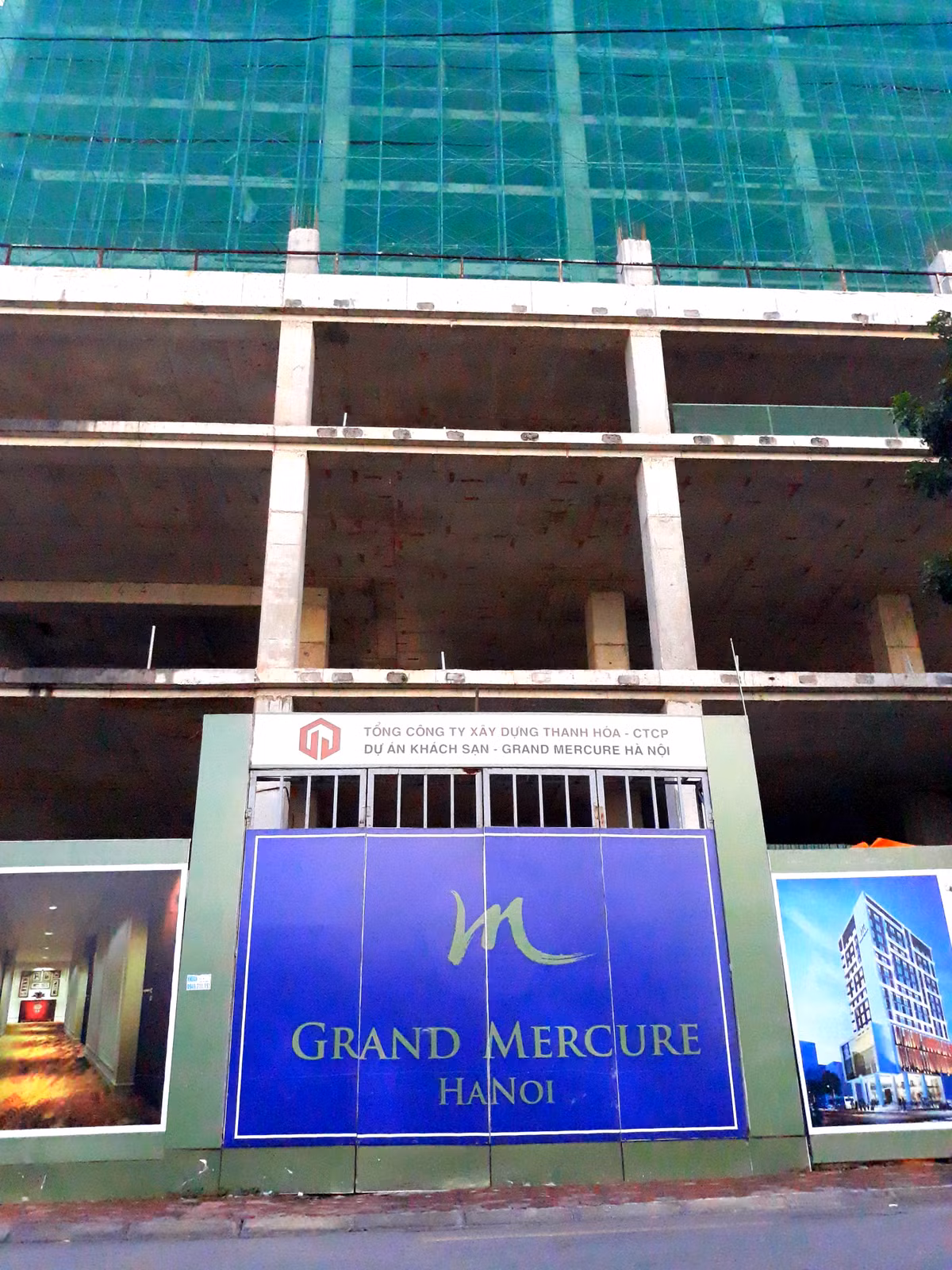 Tuy nhiên, theo tìm hiểu của Kiến Thức, trái với những công bố về nguồn vốn khủng đến nay dự án có dấu hiệu dừng thi công và chưa biết khi nào mới đi vào hoạt động.