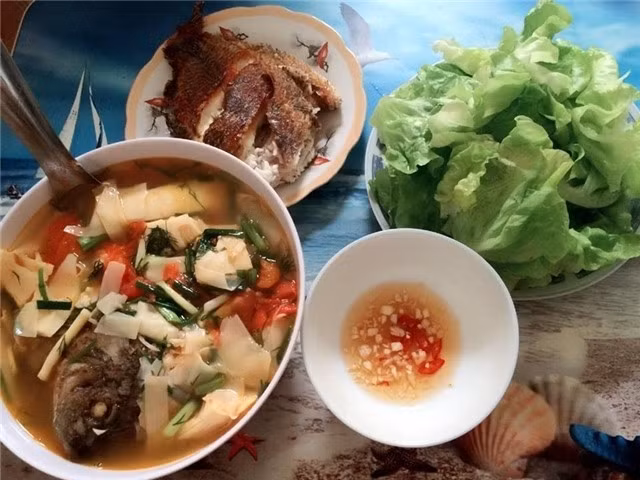 Mam com be be, tom gia 33.000 khien chi em tranh cai nay lua-Hinh-4