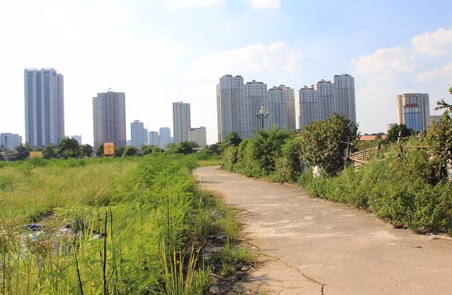 Mặc dù đến nay đã có 52,8ha được giải phóng mặt bằng, nhưng hiện dự án vẫn “giẫm chân tại chỗ”, chưa được triển khai. 