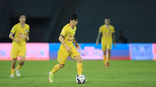 Vi sao HLV Park Hang Seo khong goi Cong Phuong len tuyen Viet Nam?