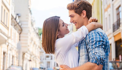 Nhưng điều đó sẽ không khó khi mà bạn thật sự nỗ lực làm chúng, phát triển chúng như một thói quen. Khi bạn đối xử tử tế với người bên cạnh, chắc chắn bạn sẽ nhận được điều tương tự. Và điều này luôn cần thiết cho một mối quan hệ. 