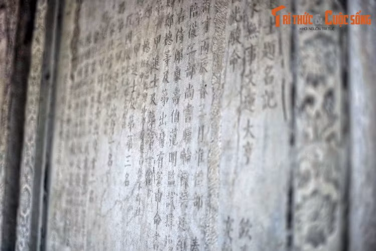 Đây cũng chính là nơi đã hun đúc nên bao truyền thống văn hóa giáo dục quý báu, trong đó có truyền thống hiếu học, tôn sư trọng đạo, truyền thống trọng hiền tài của dân tộc... (bài có sử dụng tư liệu của BQL Văn Miếu - Quốc Tử Giám, Hà Nội).