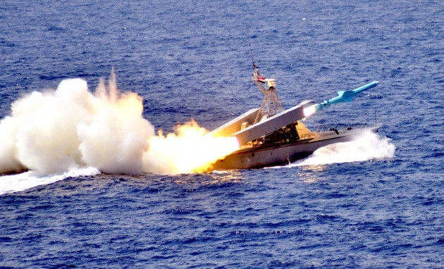 Cuộc diễn tập được thực hiện theo nhiều kịch bản khác nhau. Đặc biệt, biên đội tàu chiến gồm Nga sẽ có khoa mục bắn đan thật tiêu diệt mục tiêu giả định đang cố gắng xâm nhập bờ biển Syria một cách bất hợp pháp.