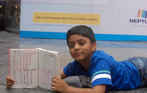 Một trong những cậu bé kỳ lạ nữa sẽ khiến bạn phải kinh ngạc là Aryan Parab, có thể tính toán nhanh hơn máy tính. Cậu bé có thể xác định một ngày trong tương lai là thứ mấy trong tuần hay thứ mấy trong năm, còn nhanh hơn bạn xem lịch trên điện thoại. Aryan có thể vẽ được bộ lịch trong vòng 20 phút mà không cần sử dụng tài liệu tham khảo hay trợ giúp từ mạng Internet. Cậu cũng ghi nhớ sinh nhật của tất cả những người cậu từng gặp, những ngày kỷ niệm, ngày lễ của quốc gia hay bất cứ một sự kiện lịch sử nào.