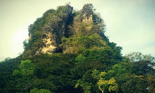 An tuong hang dong da nuot may, dep nhat nhi Viet Nam