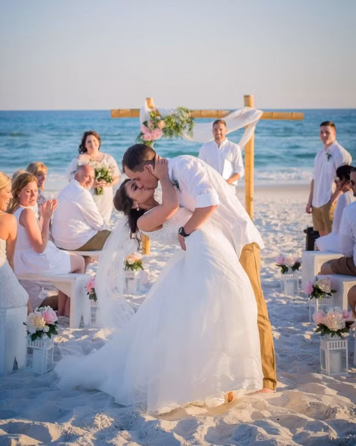 Đám cưới hạnh phúc. Đám cưới hạnh phúc.