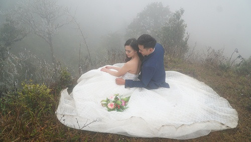 Đây chắc chắn sẽ là một kỷ niệm đáng nhớ của cặp vợ chồng trẻ này.