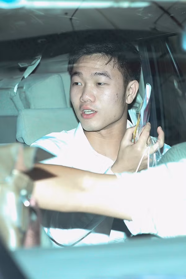 Xuân Trường và các đồng đội của anh sẽ còn một ngày giao lưu tại sân vận động Thống Nhất vào ngày mai 4/2 với gần 25000 khán giả. Được biết trong chương trình này sẽ có sự tham gia của các ca sĩ Mỹ Tâm, Tóc Tiên và nhiều nghệ sĩ khác.