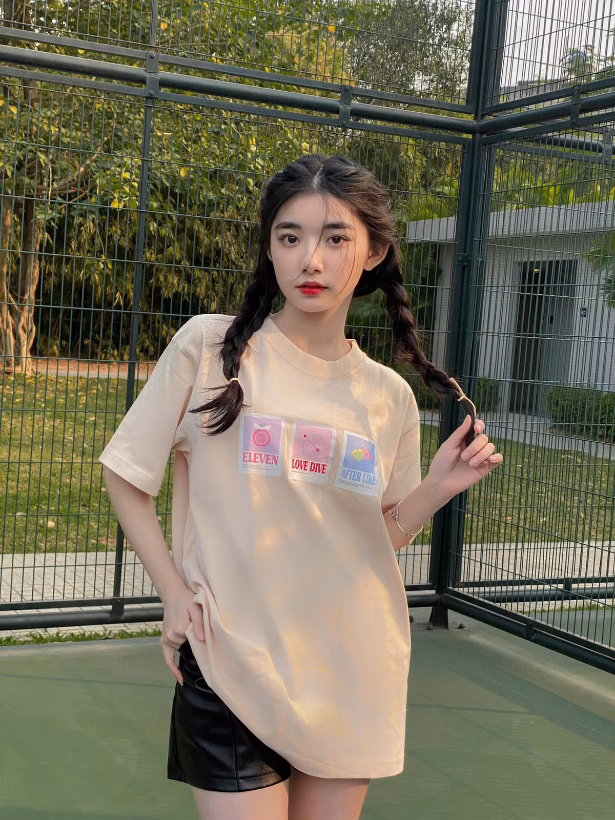 Việc nổi tiếng trên TikTok nhờ vào ăn uống giúp cô kiếm được thu nhập ổn định. Kể từ đó, cô thường xuyên đăng tải video thưởng thức các món ngon.