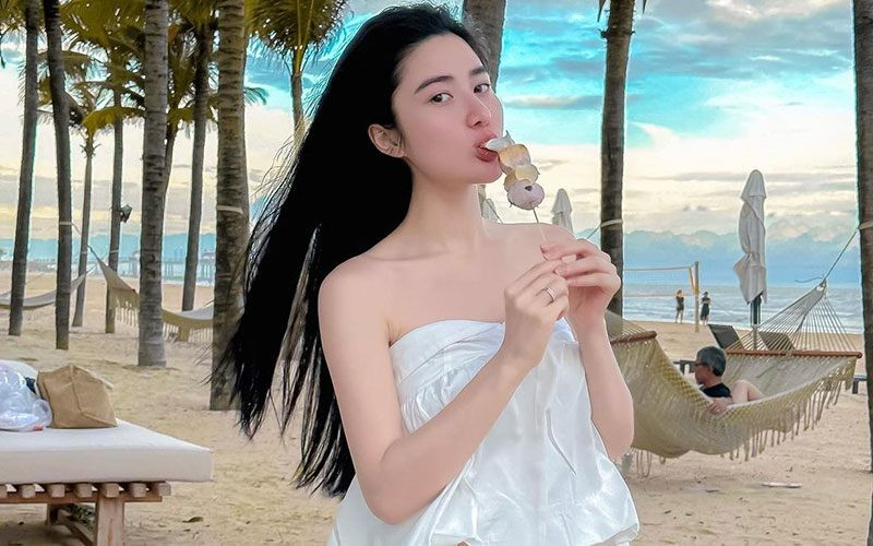 Không chỉ có lối diễn tự nhiên, Gonpink còn nổi tiếng bởi là một hot girl sang chảnh.