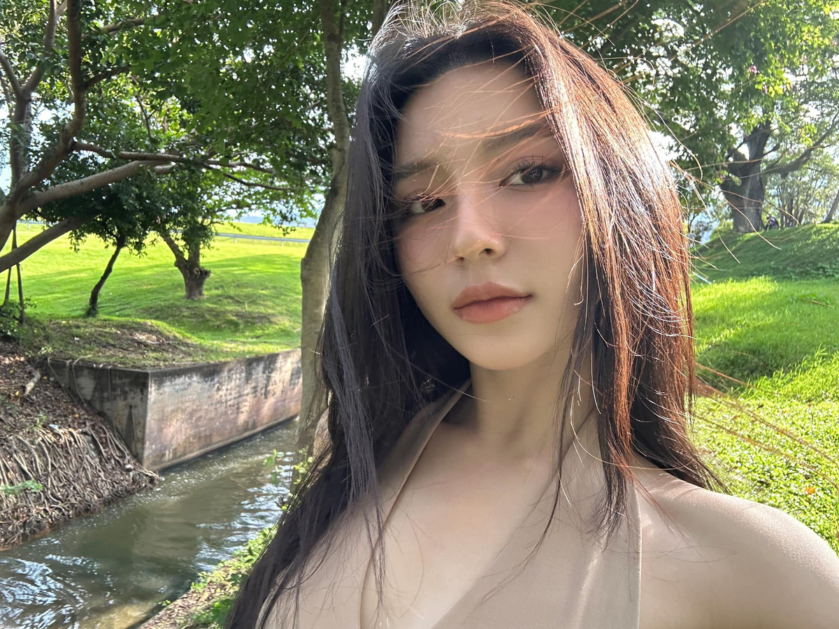 Hiện tại, Bâu Krysie là một trong những hot girl nổi tiếng trên Instagram và TikTok...