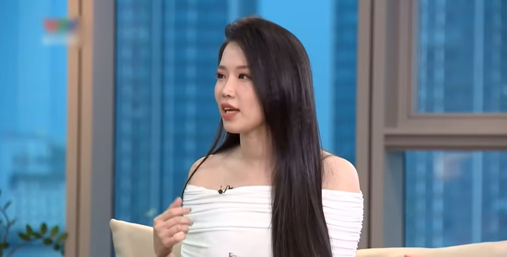 BTV Hải Yến sinh năm 1993, từng đầu quân làm MC thời tiết từ năm 2020.