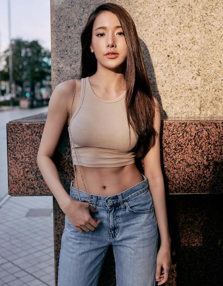 Nổi tiếng từ cách đây nhiều năm nhưng cho đến giờ tên tuổi của cô gái này vẫn chưa hạ nhiệt.