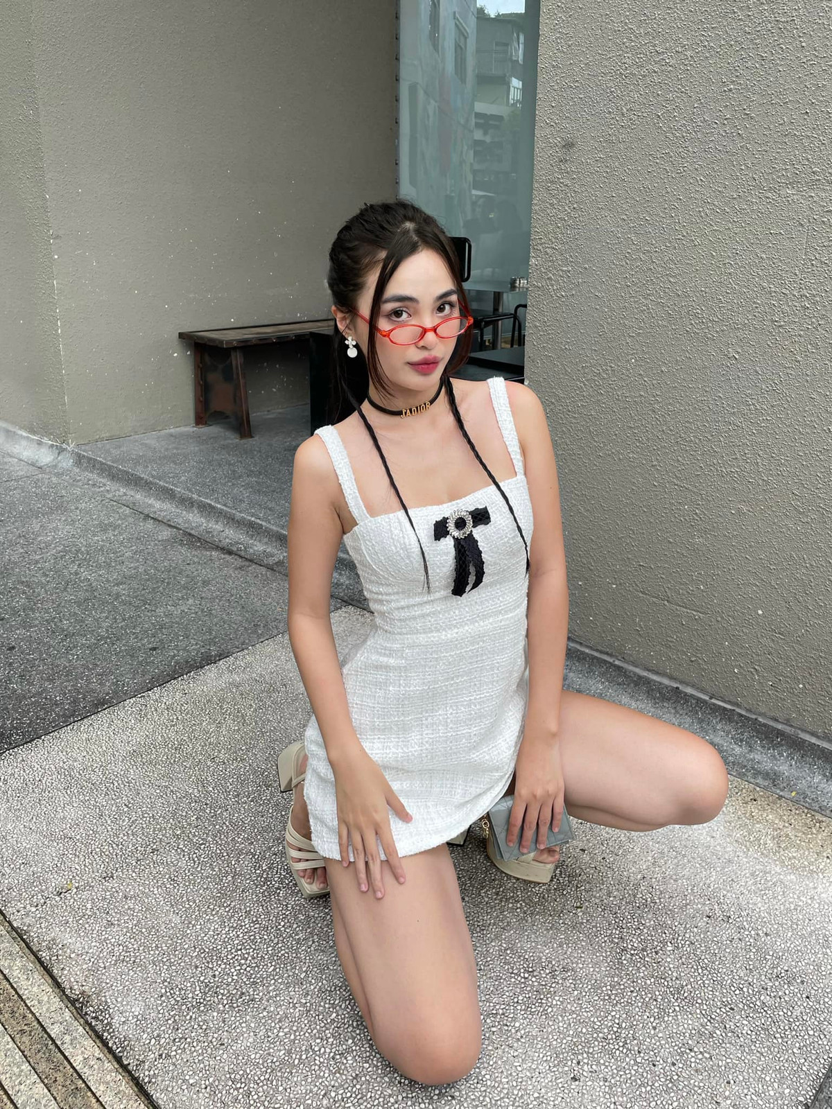 Với chiều cao ấn tượng, ba vòng cân đối, Nguyễn Minh Hoàng Kim nổi bần bật trong mọi khung hình.