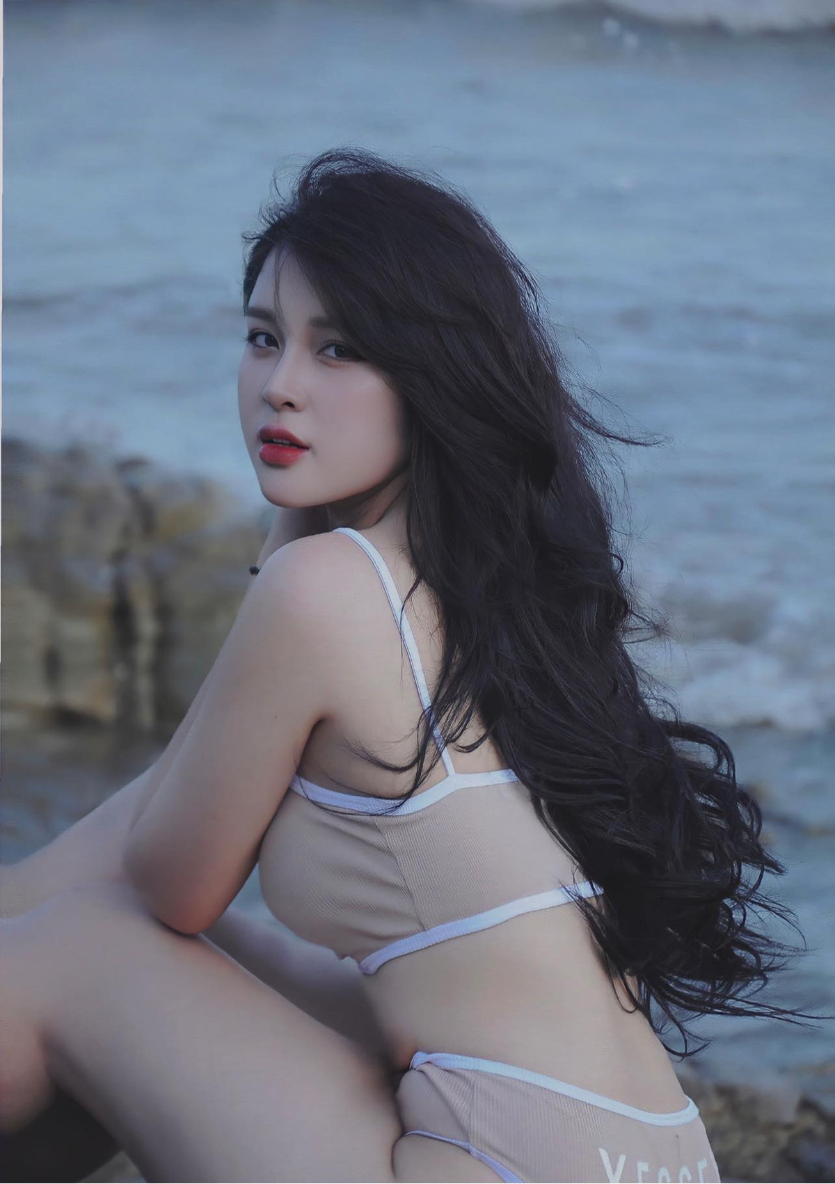 Qua 2 năm nổi tiếng, Trần Thanh Nga hiện tại có nhiều đổi khác, đặc biệt phong cách của cô khác trước khá nhiều.