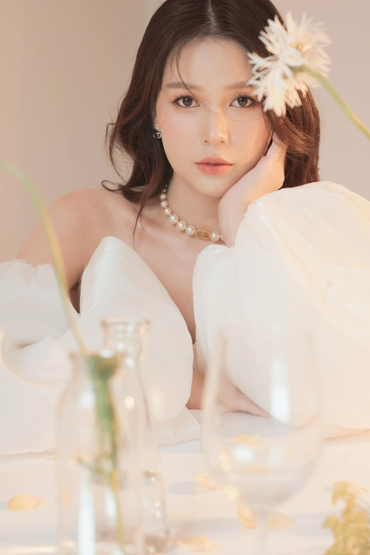 Hiện tại, Sam hạn chế tham gia sự kiện giải trí, đa phần chỉ tụ tập bên hội bạn và dành thời gian dưỡng thai. Ảnh: Tổng hợp