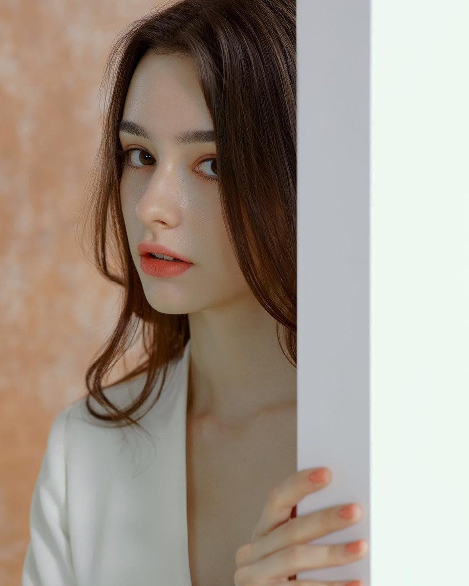 Trang mạng xã hội Instagram của Dasha Taran thu hút hơn 5 triệu người theo dõi.