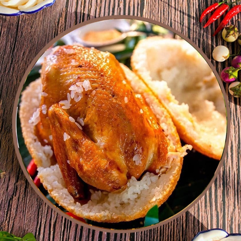 Khi nói đến món gà bó xôi Hà Nội, không thể không nhắc đến quán Bà Dung, địa chỉ này nổi tiếng với việc lựa chọn kỹ lưỡng các loại rau ăn kèm, đảm bảo rằng chúng luôn tươi ngon khi khách hàng trải nghiệm. Địa chỉ: CS1: số 20, Nguyễn Văn Lộc, Mỗ Lao, quận Hà Đông; CS2: số 88, Ngô Thì Nhậm, Hai Bà Trưng; CS3: Kiot 6-7-8-9, Cốm Vòng, ngõ 36 Phố Duy Tân, quận Cầu Giấy.