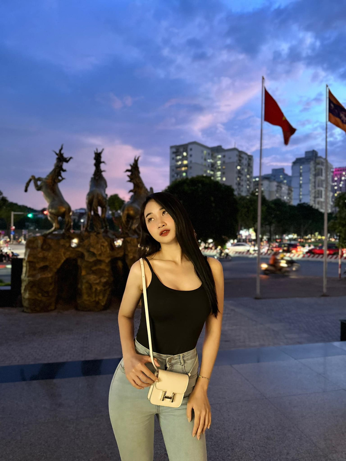 Phương Thảo và bạn trai cầu thủ đã quen nhau một thời gian nhưng hiếm khi cả hai công khai nhau trên mạng xã hội. Ảnh: FBNV