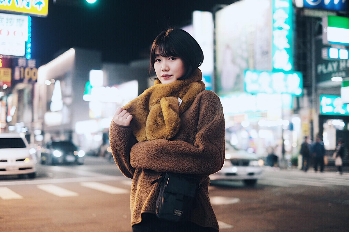 Cô nàng là một nhiếp ảnh gia chuyên nghiệp, chủ của một tiệm chụp ảnh cưới hoạt động tại Hà Nội.