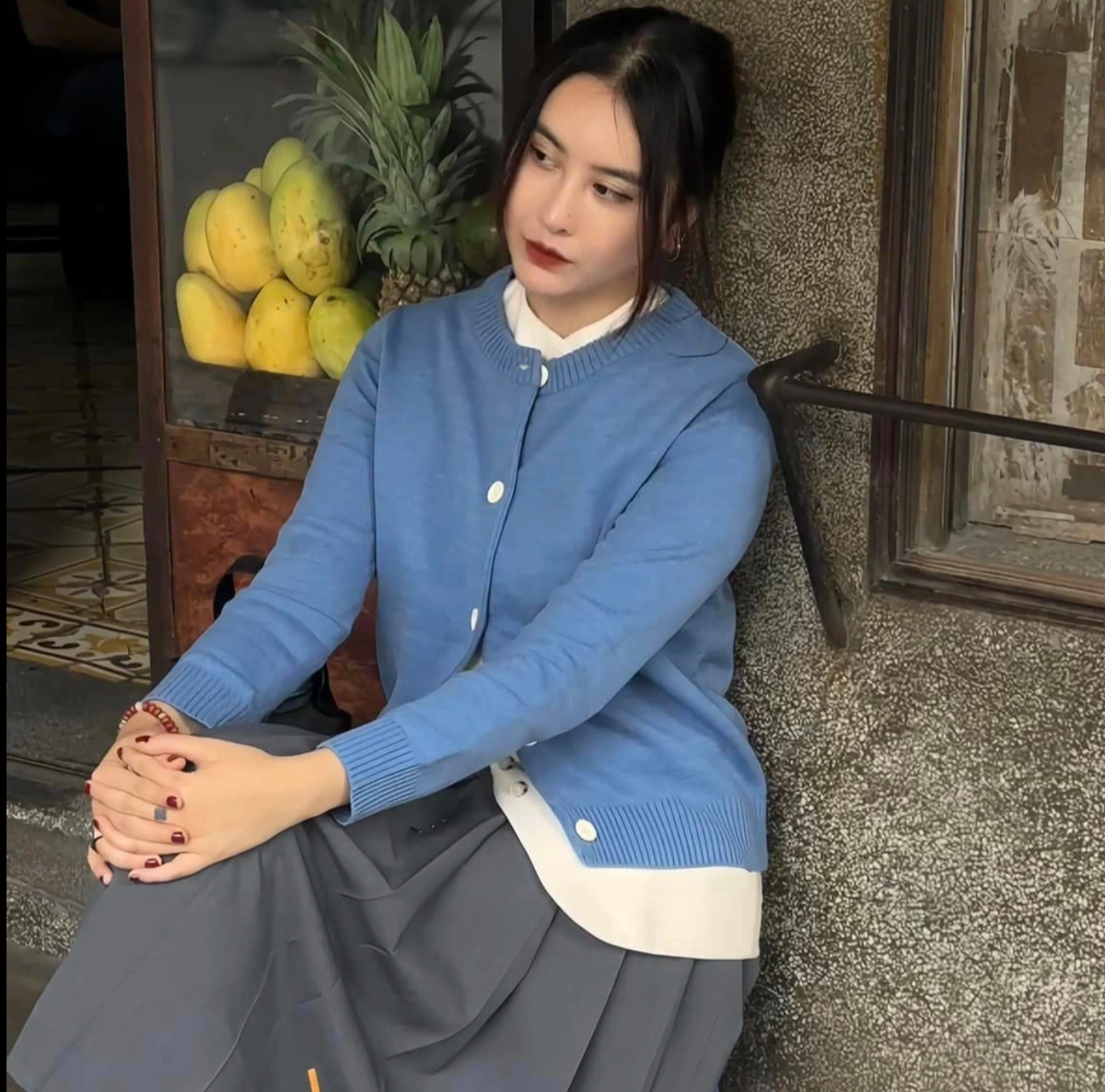 Ở tuổi 29, người đẹp là chủ sở hữu của một thương hiệu quần áo nổi tiếng tại Hà Nội.