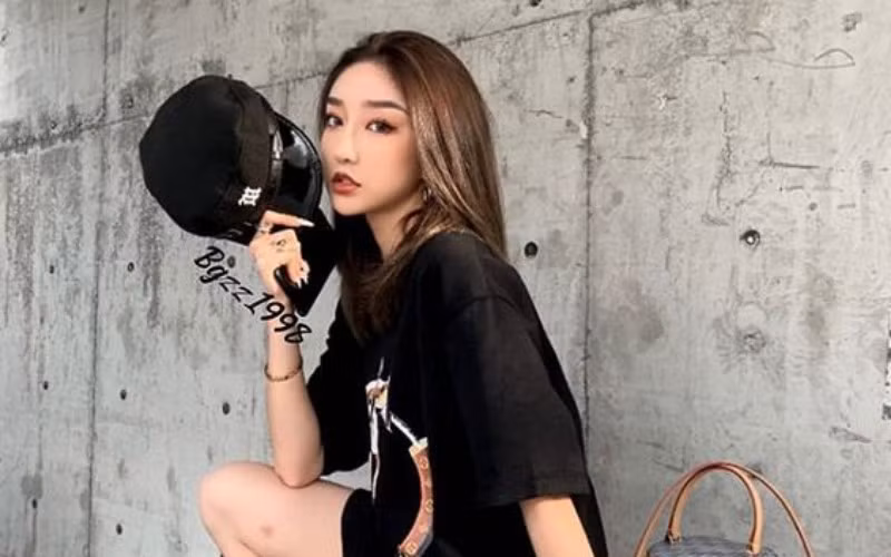 Tài khoản TikTok của Sa Đặc A Lạp Bạch Công Chúa đã có hơn 6,6 triệu follower. Đây là con số không hề nhỏ.