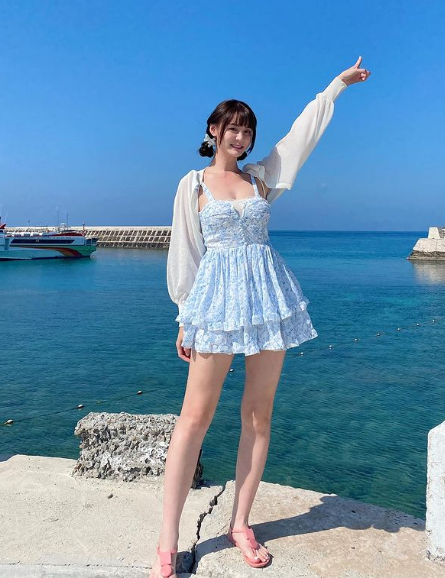 Trên trang cá nhân, Sammie thường chia sẻ hình ảnh gợi cảm, khoe vóc dáng đẹp không chút mỡ thừa.