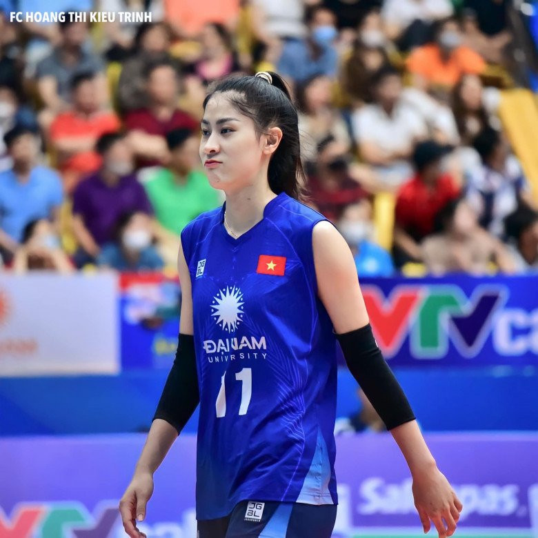 Cô nhận được nhiều cảm tình từ người hâm mộ cả về nhan sắc lẫn tài năng. Ảnh: Tổng hợp