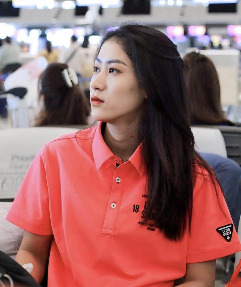 So với các đồng đội của mình, Kiều Trinh hiện tại đang là mỹ nhân sở hữu nhiều fanpage FC bậc nhất.