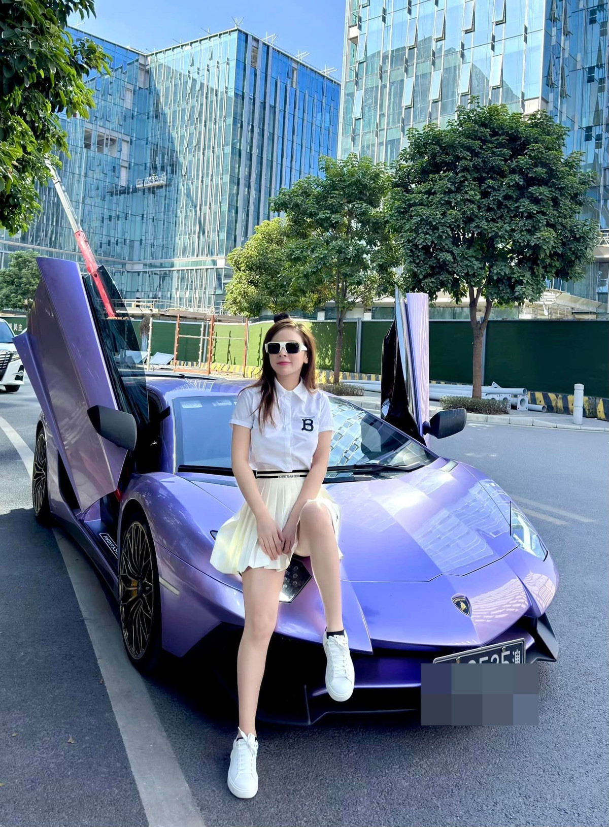 Nguyễn Lan Phương (Phương Bora) được biết đến là một trong những hot girl Việt khá nổi tiếng.