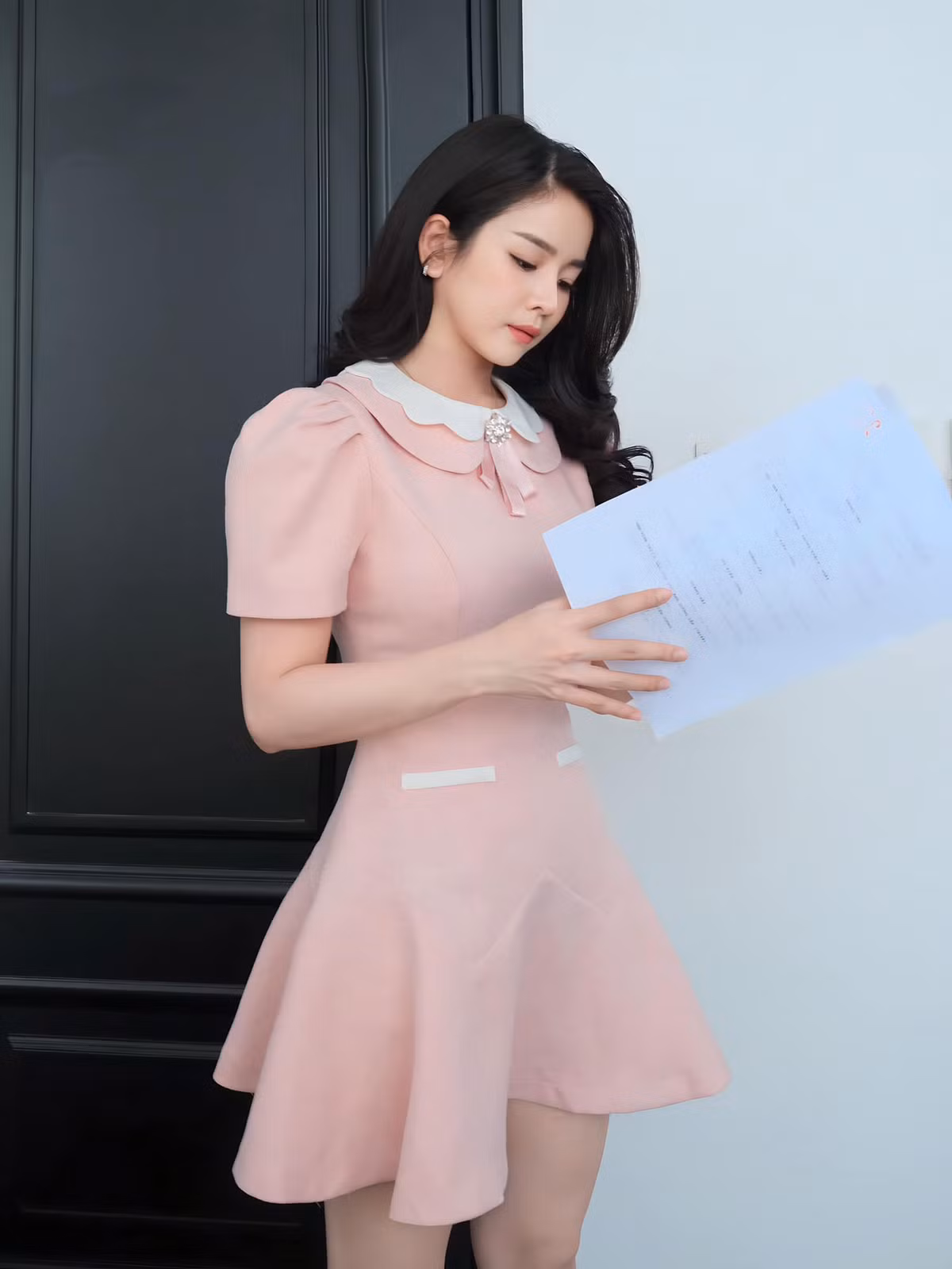 Nữ DJ sở hữu tài năng chơi nhạc vượt trội cùng ngoại hình xinh đẹp, phong cách cá tính, quyến rũ.