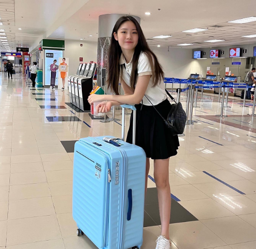 Tài năng cũng như vẻ đẹp thiên thần giúp Pitchamon Opatniputh có hơn 100.000 người theo dõi trên Instagram.