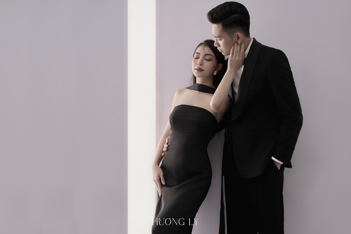 Phần gương mặt của gái xinh Quảng Nam bị nhận xét có phần đơ cứng, khá lạ, lý do có thể từ việc chỉnh sửa hình ảnh.