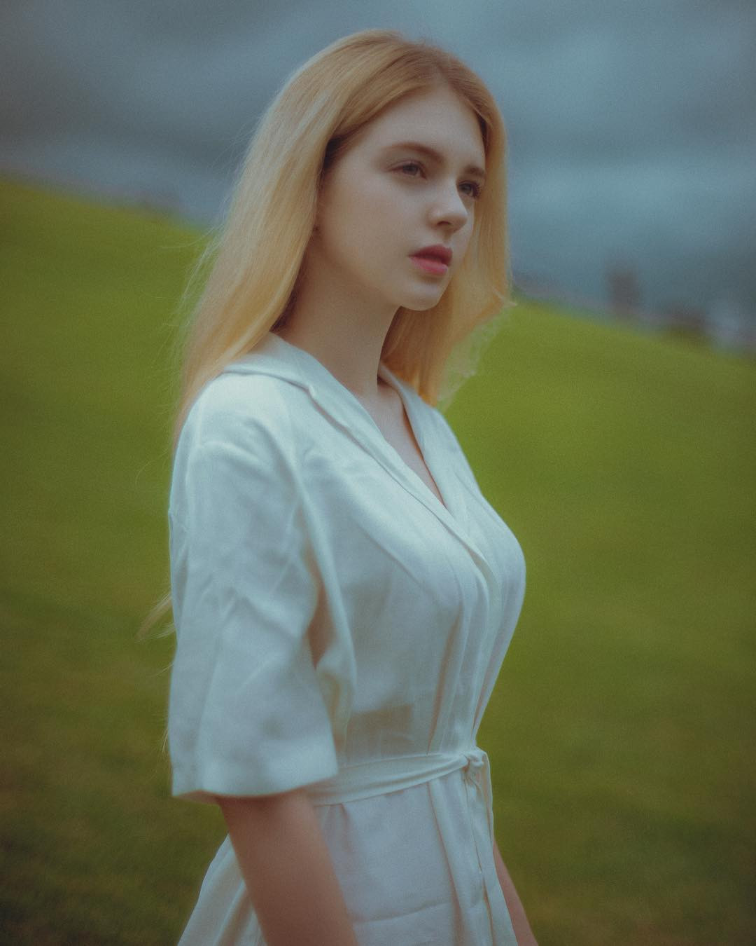 Nét đẹp ngoại quốc giúp cô thuận lợi nhận được những lời mời làm người mẫu.