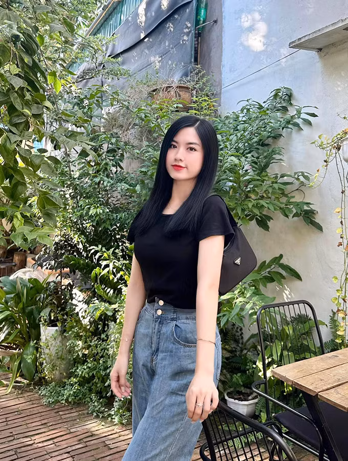 Văn Doanh Nhi sở hữu nhan sắc "vạn người mê".