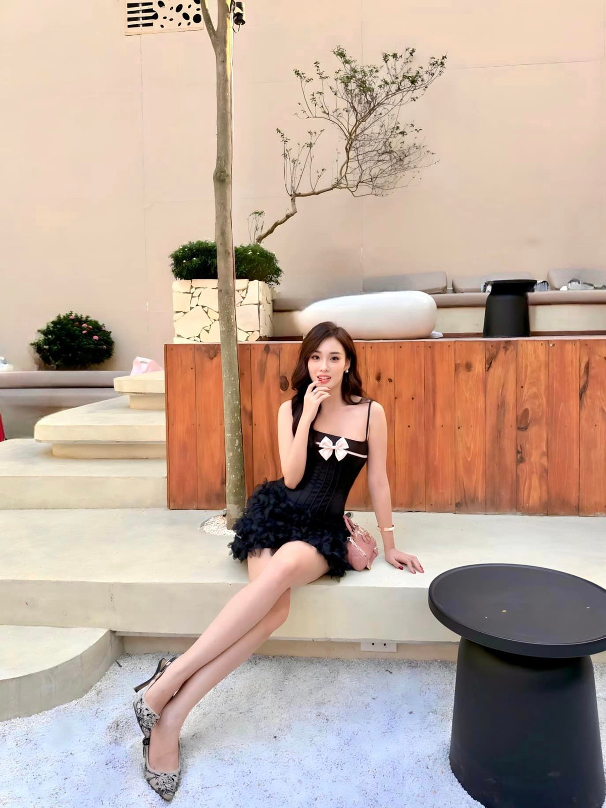 Nguyễn Ngọc Mai luôn chú trọng đến hình ảnh của mình mỗi khi xuất hiện.