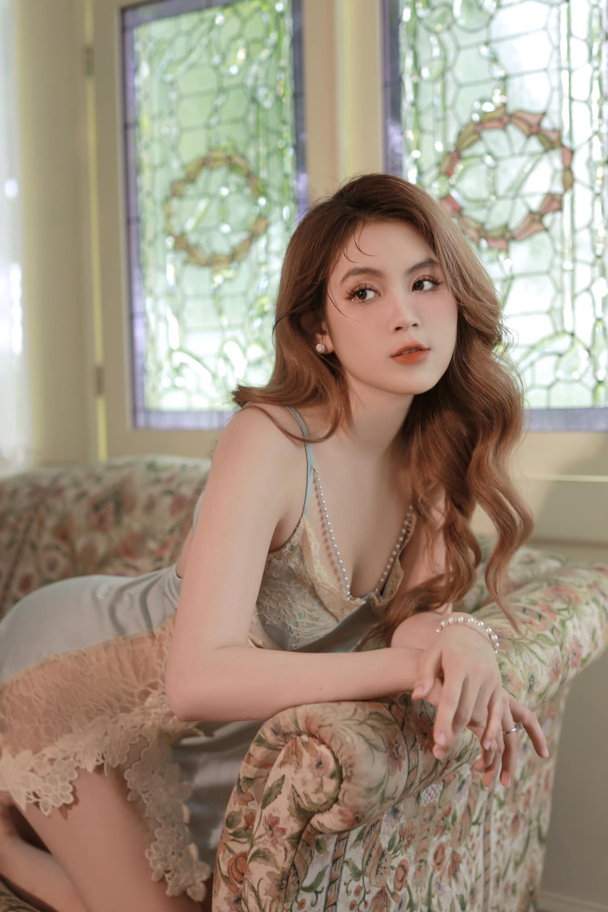 Hiện tại, trang cá nhân của cô giáo xinh đẹp Nam Trân đã đạt hơn 500 nghìn lượt theo dõi, lượng tương tác trên mạng xã hội của cô cũng rất ổn định và ngày càng trở nên nổi tiếng.