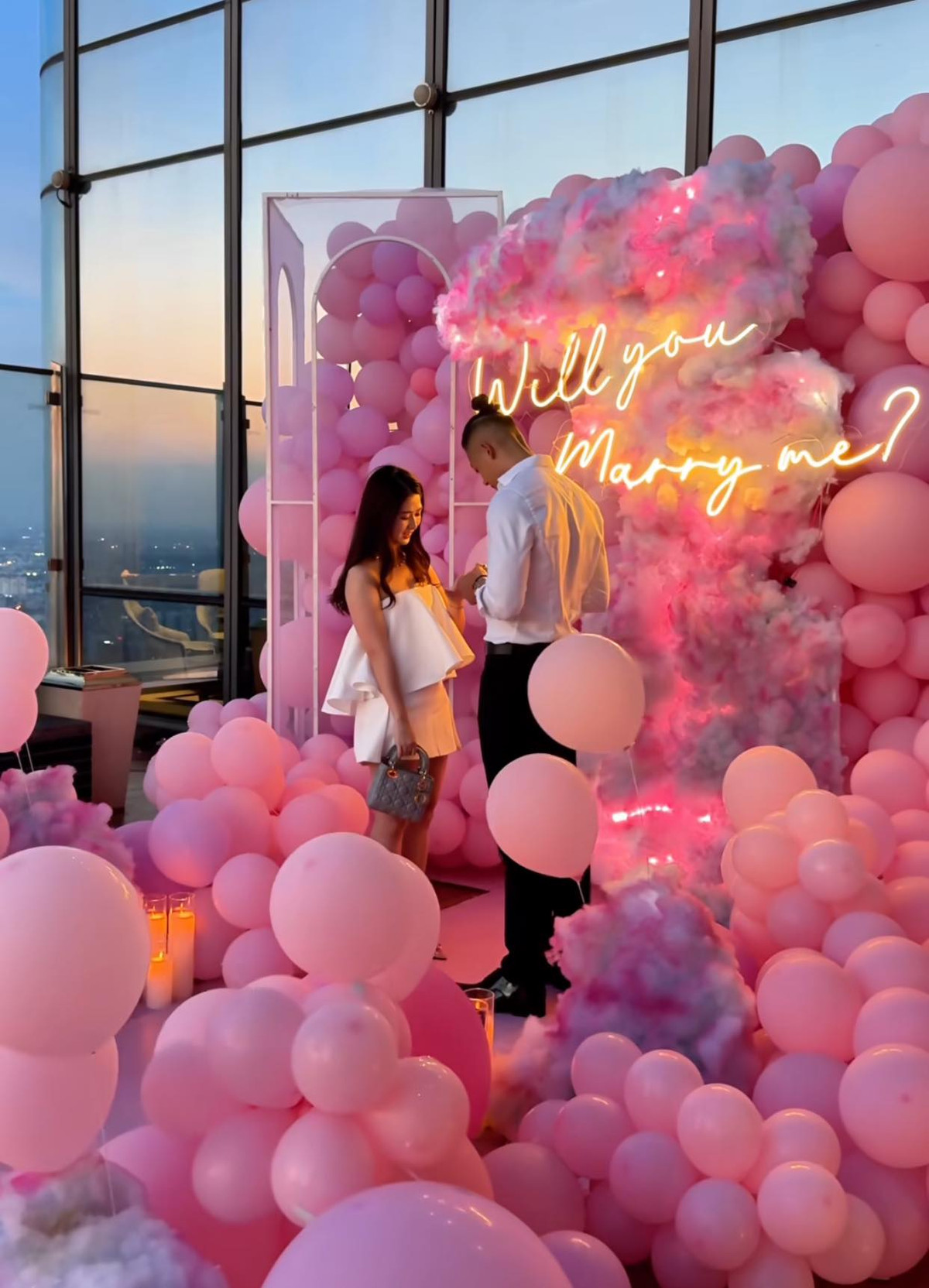 Như vậy, thêm một cặp đôi đình đám nữa cũng đã xác định được cái kết viên mãn.