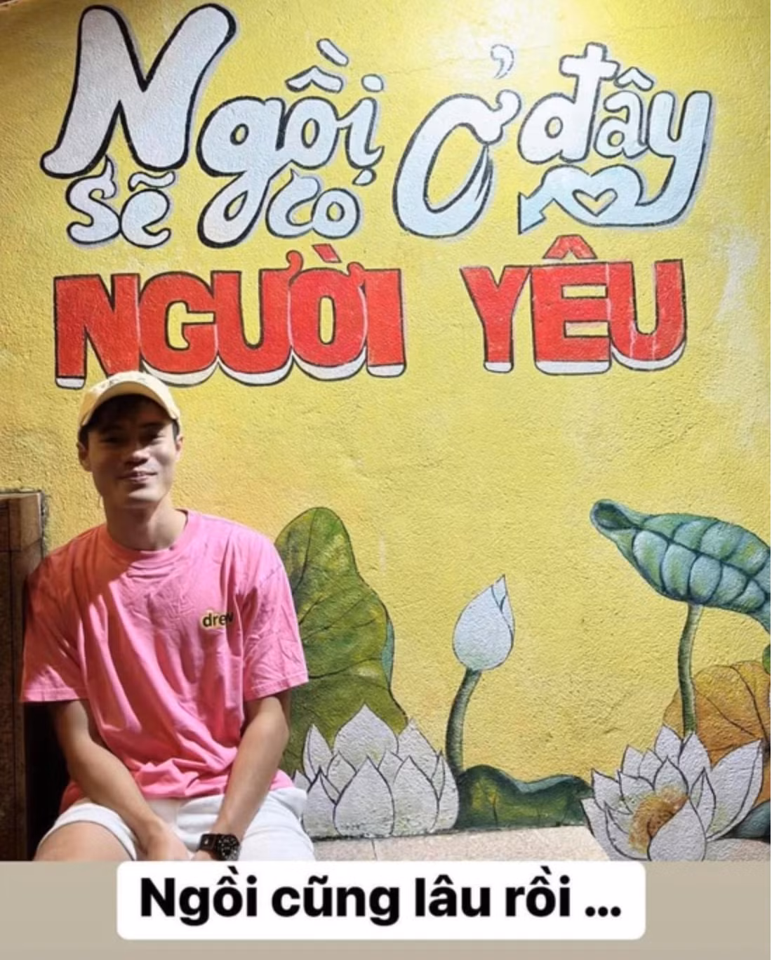 Tiền đạo Nguyễn Văn Toàn đã không ít lần "thả thính" lên MXH, xác nhận đang độc thân.