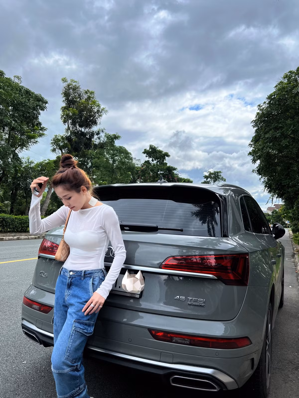 Trâm Anh hiện đang làm việc trong TP HCM, lĩnh vực thẩm mỹ, làm đẹp.