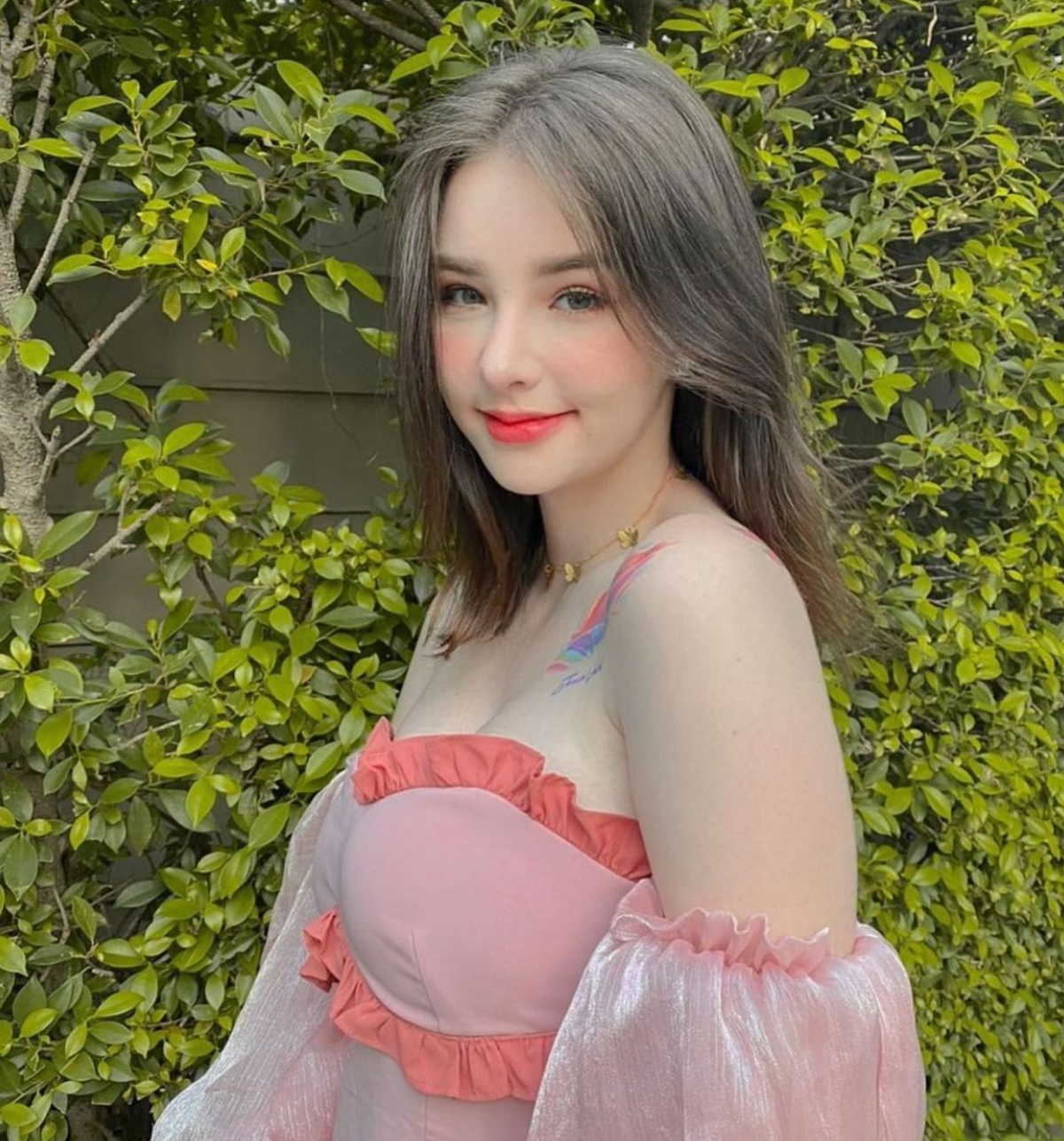 Độ nổi tiếng của Jessie Vard không chỉ tại Thái Lan mà còn vươn ra các nước châu Á như Hàn Quốc, Nhật Bản, Trung Quốc, Việt Nam…