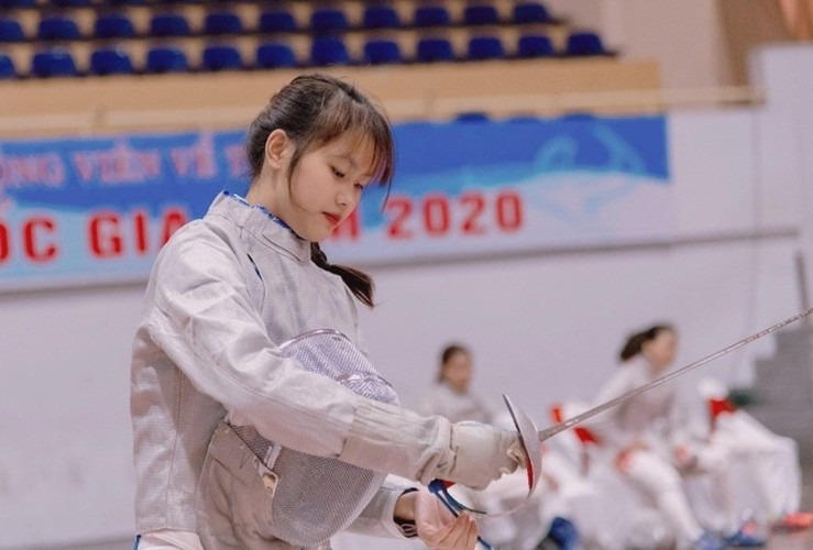 Nữ VĐV đấu kiếm từng đạt huy chương vàng tại Đại hội Thể dục Thể thao toàn quốc 2022 nội dung kiếm chém, từng cùng tuyển đấu kiếm tham gia giải vô địch thế giới ở Ai Cập vào năm 2022.
