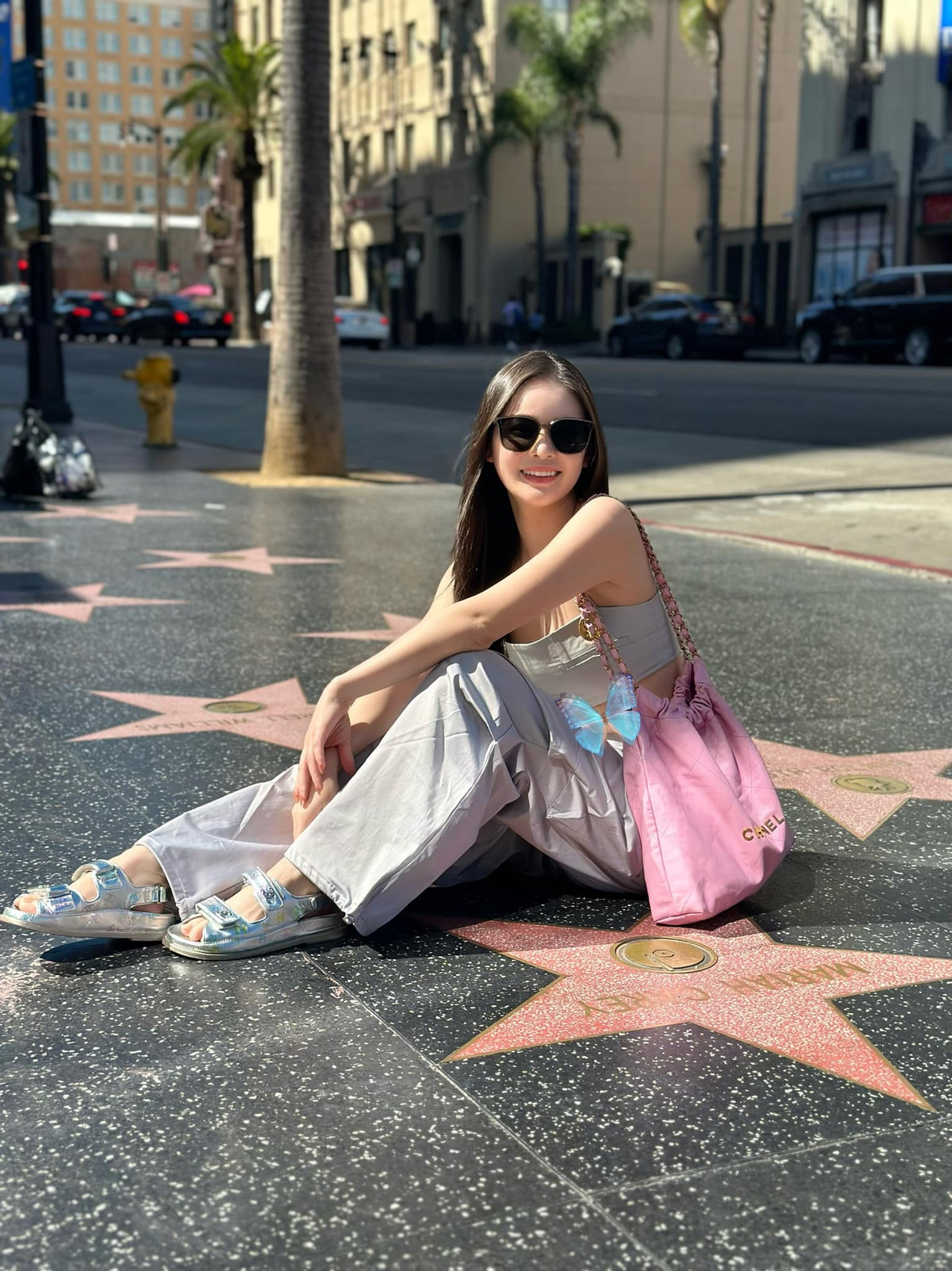 Mới đây, Thái Thảo Nguyên đăng tải loạt ảnh trong chuyến du lịch ở Mỹ nhận được nhiều lời khen ngợi trên MXH.