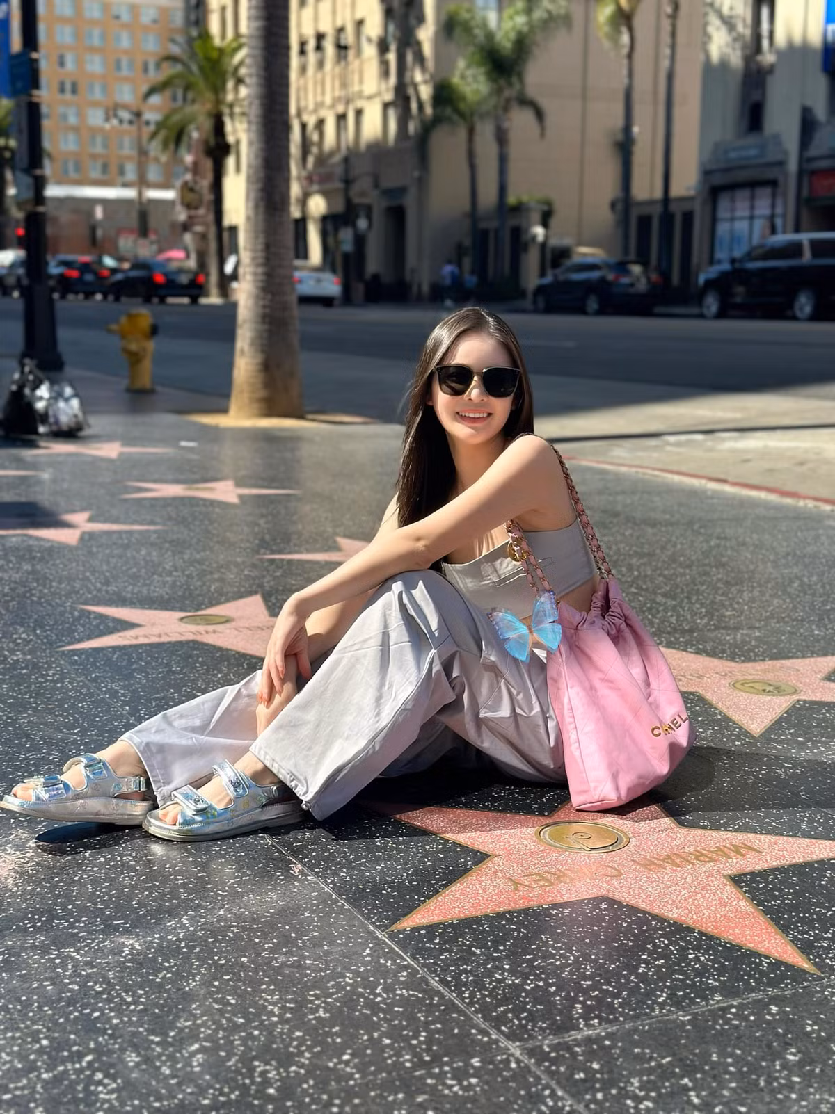 Mới đây, Thái Thảo Nguyên đăng tải loạt ảnh trong chuyến du lịch ở Mỹ nhận được nhiều lời khen ngợi trên MXH.